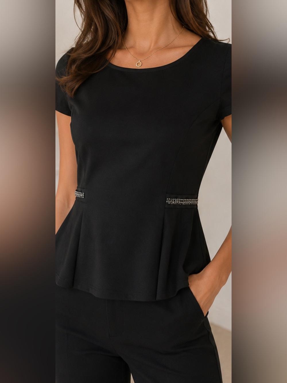 ELLE Black Peplum Top Women’s L Rhinestone Waist Short Sleeve Stretch Blouse